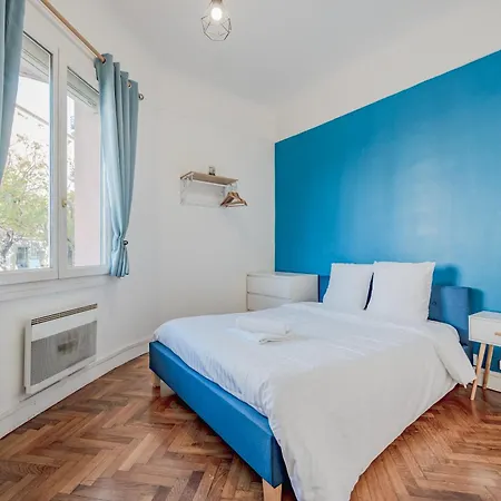 Apartment Champs De Mars - T5 Chic, 4 Chambres, Equipe