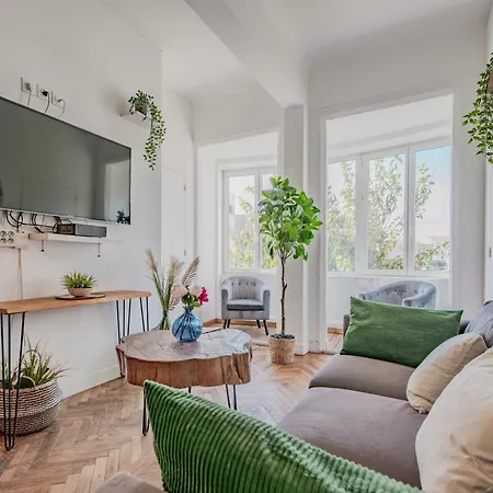 Champs De Mars - T5 Chic, 4 Chambres, Equipe Apartment